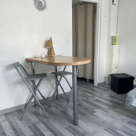 Studio / Chambre Calme Pres De L'Etang St Pierre. Apartment Амиен Екстериор снимка